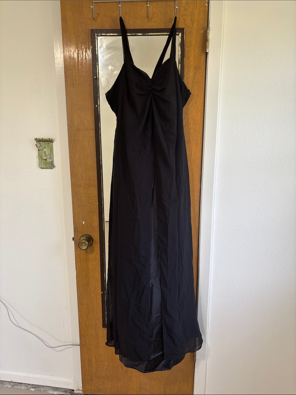 Elegant Black Spaghetti-Strap Maxi Dress with Twist Front